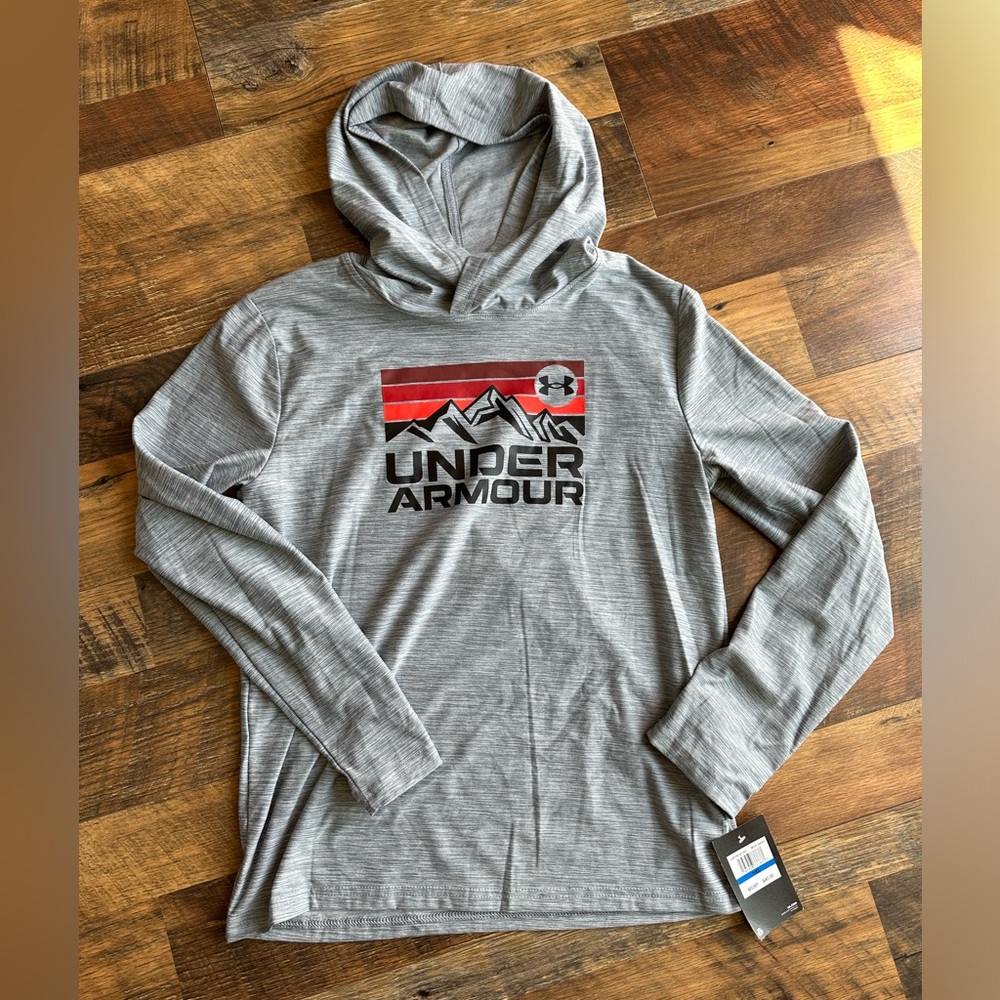 Under Armour long sleeve hooded shirt youth extra large